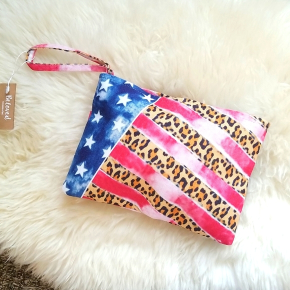 Canvas American Flag Leopard Cosmetic Bag - Picture 1 of 8